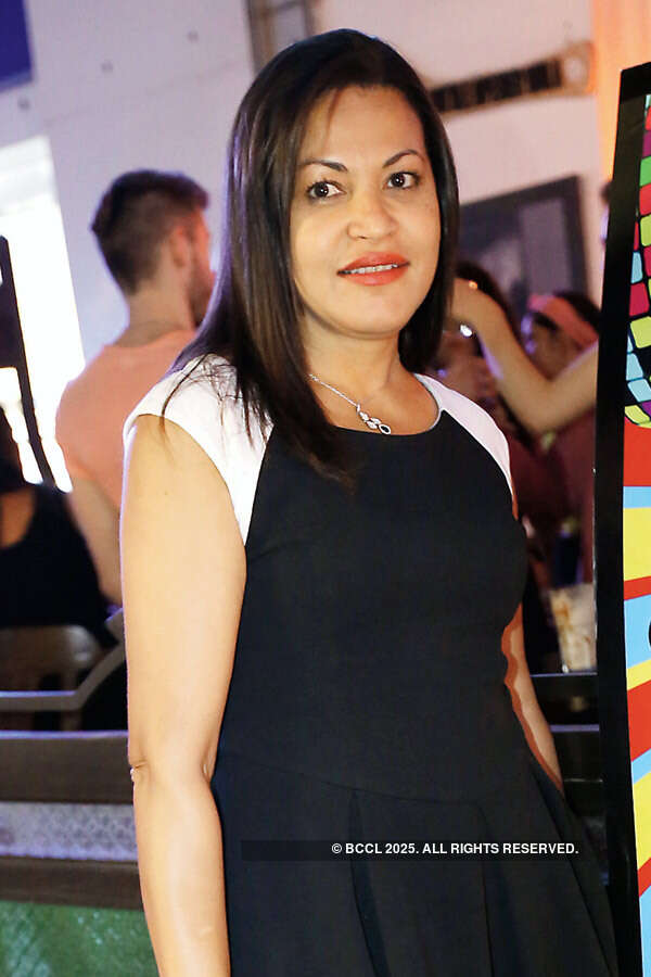 &rsquo;Coz dunia hai ek disco