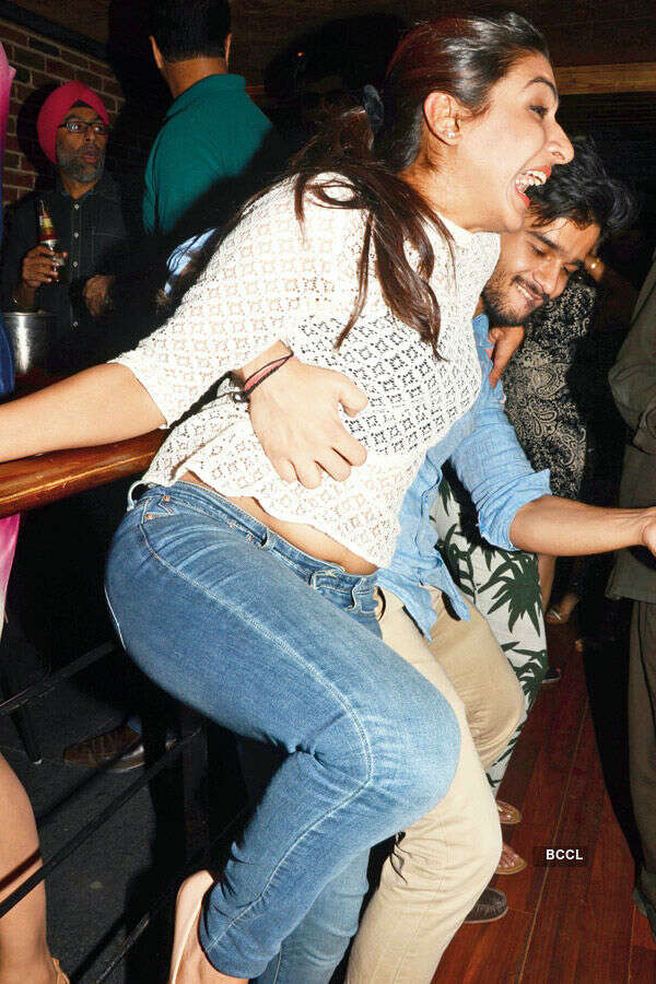 Groovin&rsquo; to Bolly beats