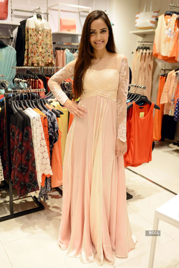 Shazahn Padamsee @ Perfume launch