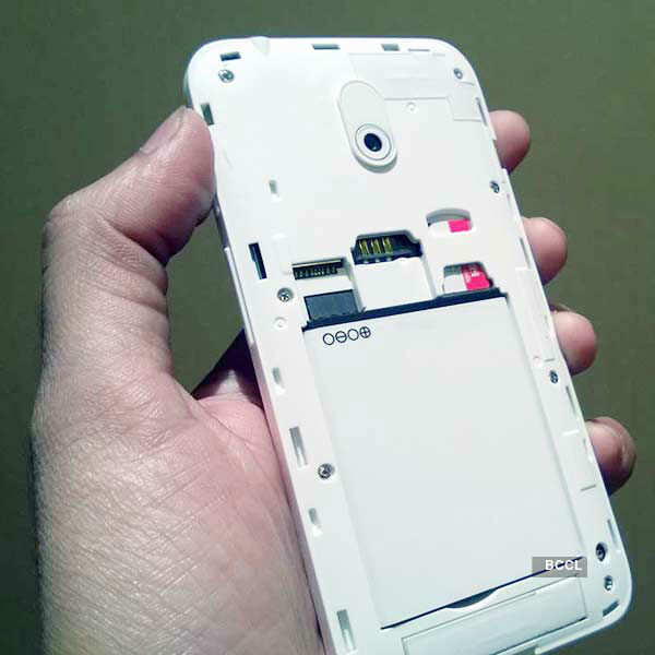 HTC Desire 326G launched in India