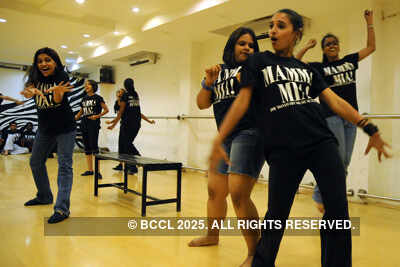 'Mamma Mia' Rehearsal