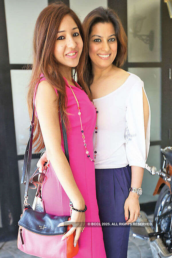 Bonding over luncheon