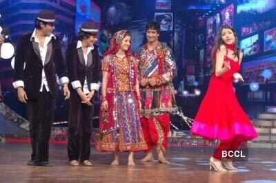 Awards & Performances