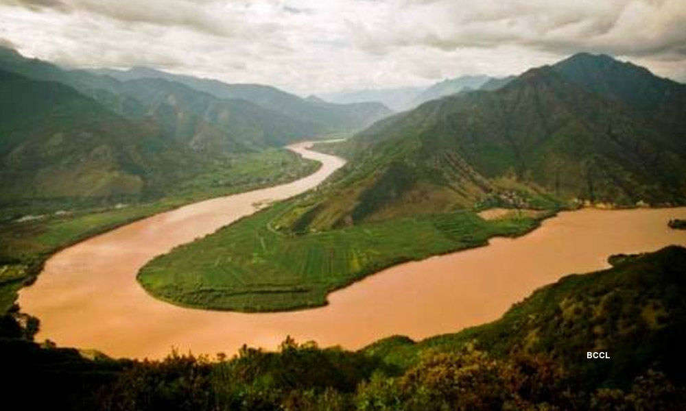 Yangtze River Area, China: Yangtze River is the longest river in Asia ...