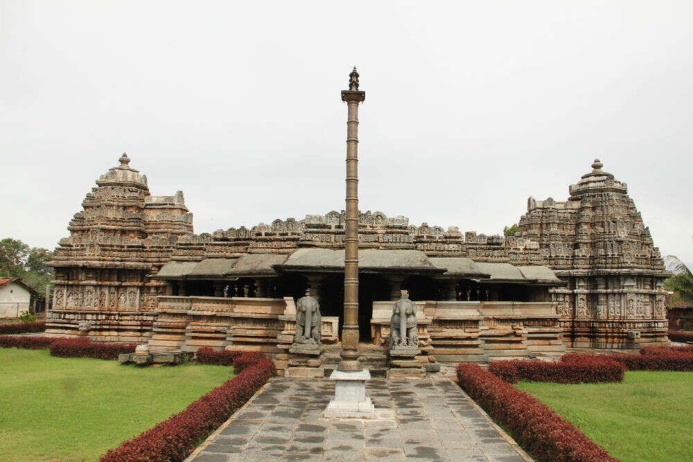 Monument trail of Hoysala Temples Article 1_10-Belavadi Temple_ED