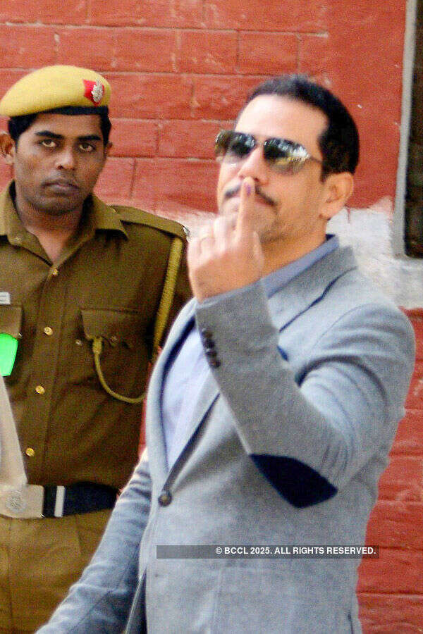 Norms on airport checks &lsquo;hypocritical&rsquo;: Vadra