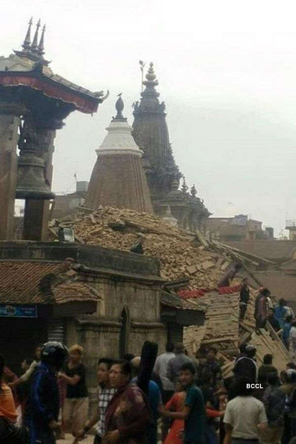 Fresh rain in Kathmandu adds to misery, hampers rescue work