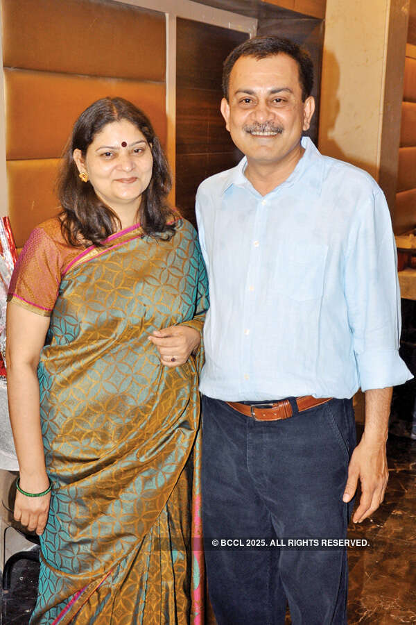 Vijay & Pallavi&rsquo;s wedding anniversary