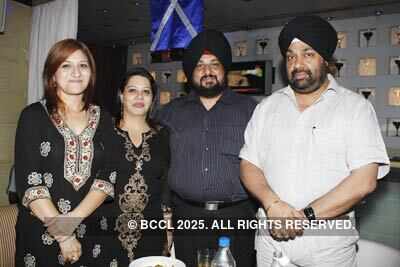 Saturday night party 