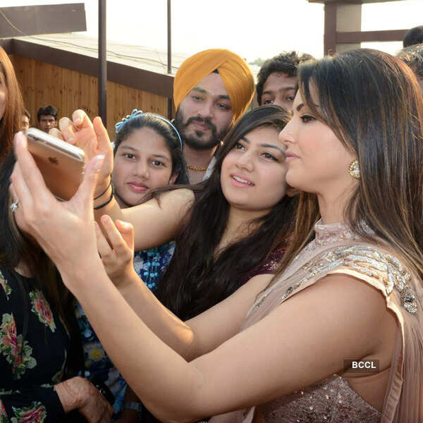 Sunny, Ram at a film promotion