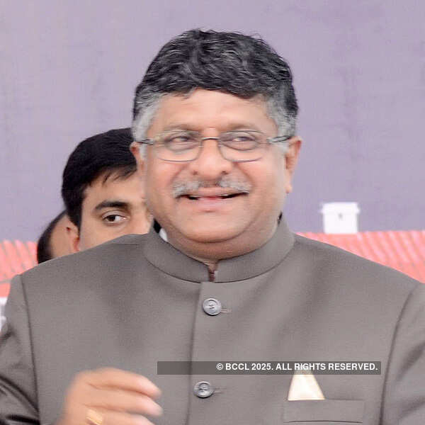 Net neutrality can be part of licence rules: Govt