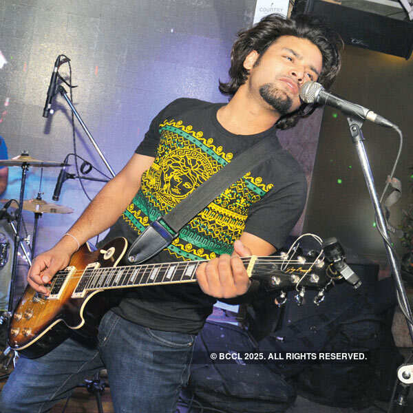 3 B&rsquo;S launch party