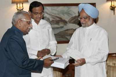 PM gets Ayodhya report