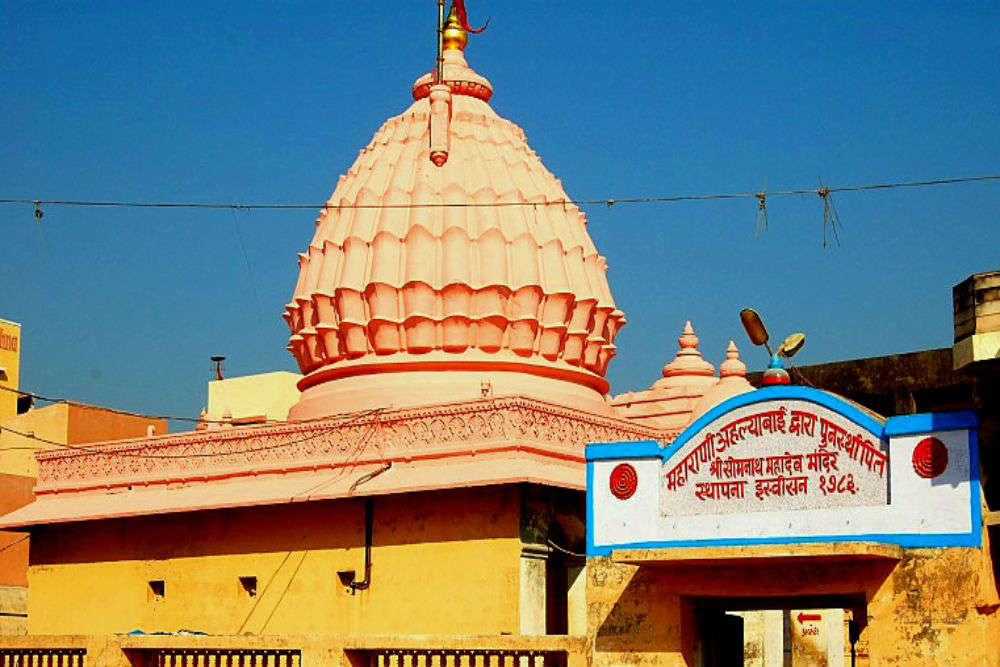 Old Somnath Temple (Ahilyabai Holkar Temple), Somnath - TimesTravel