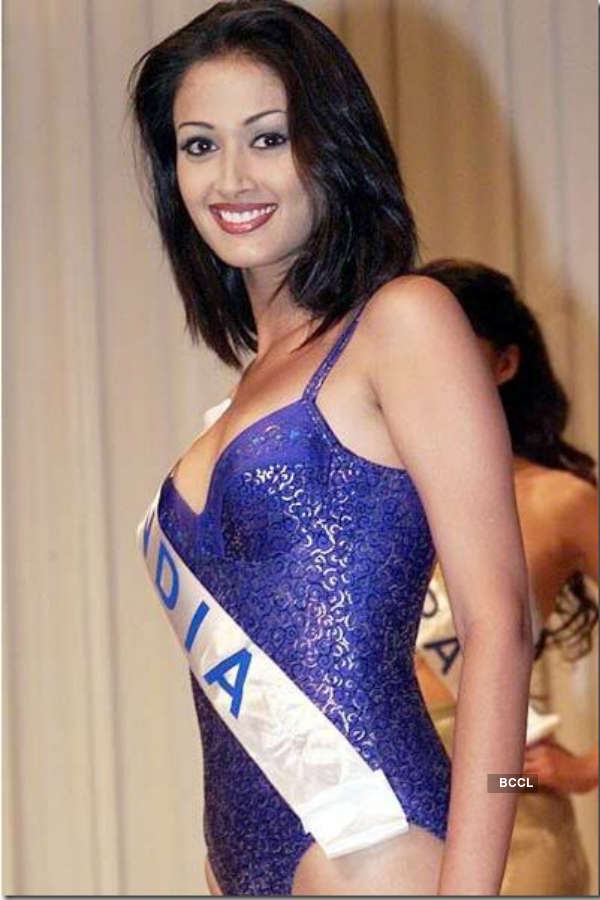#ThrowbackThursday: When Swades fame Gayatri Joshi sported a hot bikini