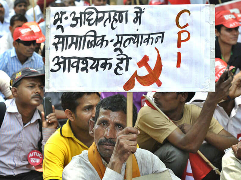 Farmers and supporters of CPI during a protest demonstration against the Land Bill - Photogallery  - Times of India