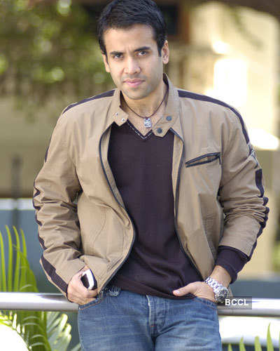 Tusshar Kapoor's Portfolio Pics