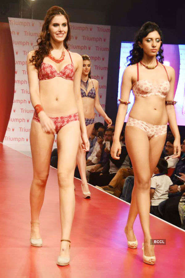Triumph lingerie fashion show '15