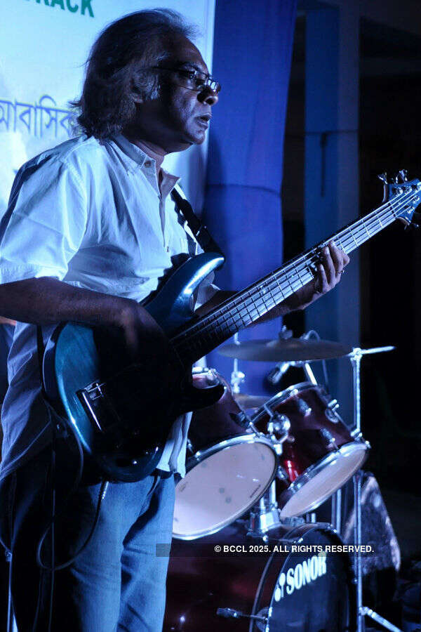 Abhijit from Robi O Nobin Photogallery - Times of India