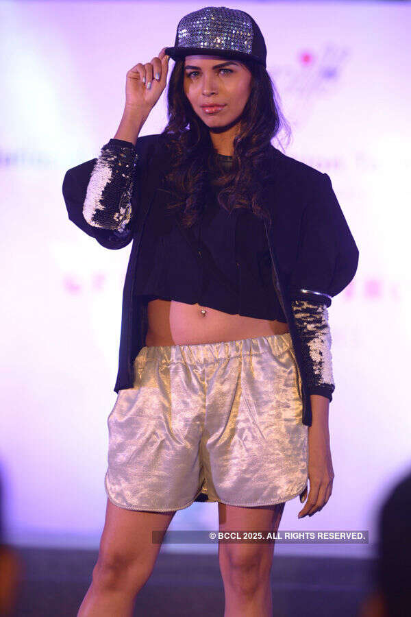 Rishma walks the ramp during Photogallery - Times of India