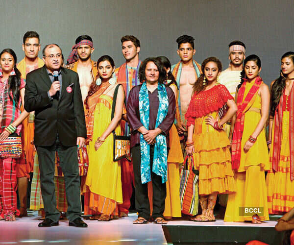 Models in Bibi Russell&rsquo;s designer wear with Vishal Mirchandani  Photogallery - Times of India