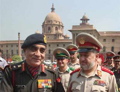 Afghan Army Chief in India