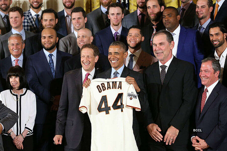 U.S. President Barack Obama receives a San Francisco Giants jersey    Photogallery - Times of India