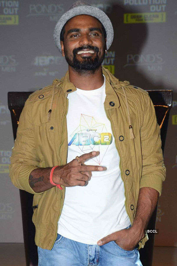 Varun Dhawan promotes ABCD 2