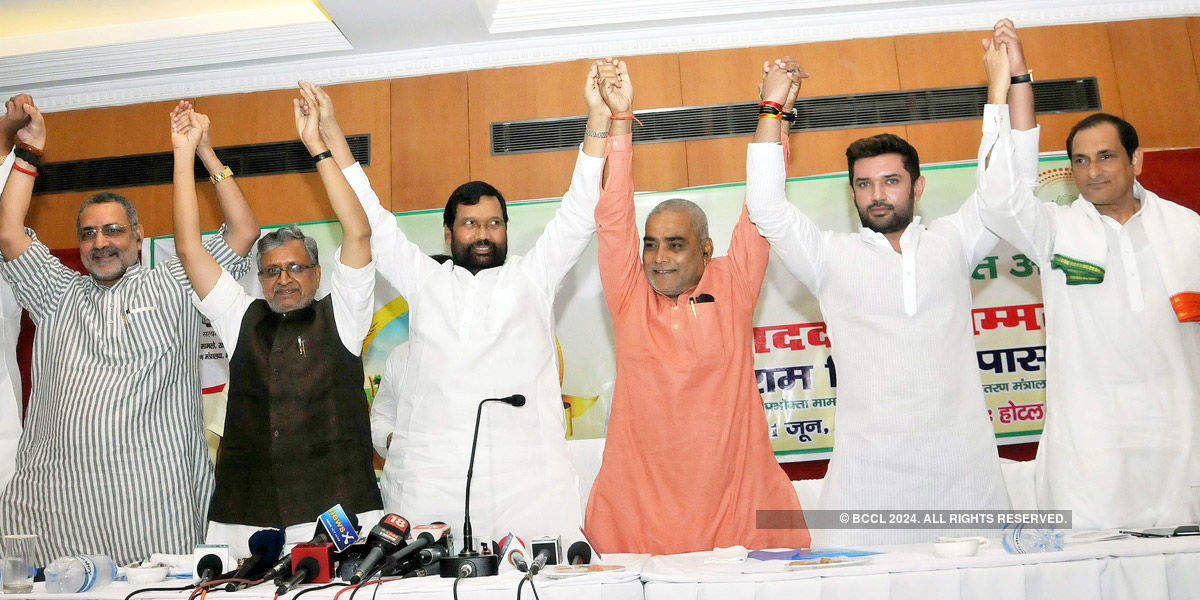 BJP starts Bihar campaign, gets Manjhi as ally