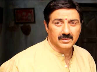 Sunny Deol’s ‘Mohalla Assi’ trailer with cuss words leaked online