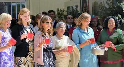 Wives of G8 leaders in Rome
