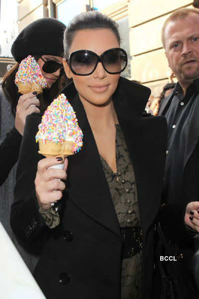Hotties eating ice cream