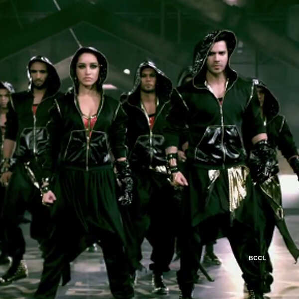 Varun Dhawan and Shraddha Kapoor in a still