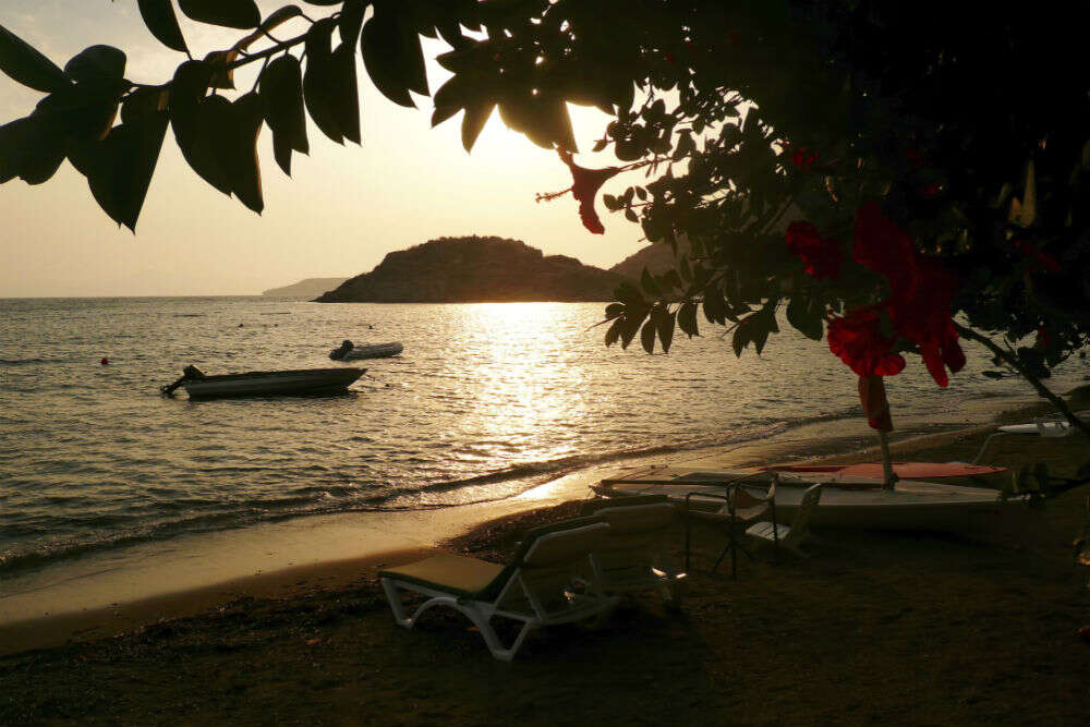 Gumusluk Beach Gümü?lük Beach