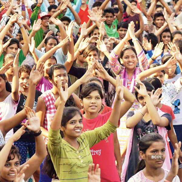 Participants perform during the Raahgiri day