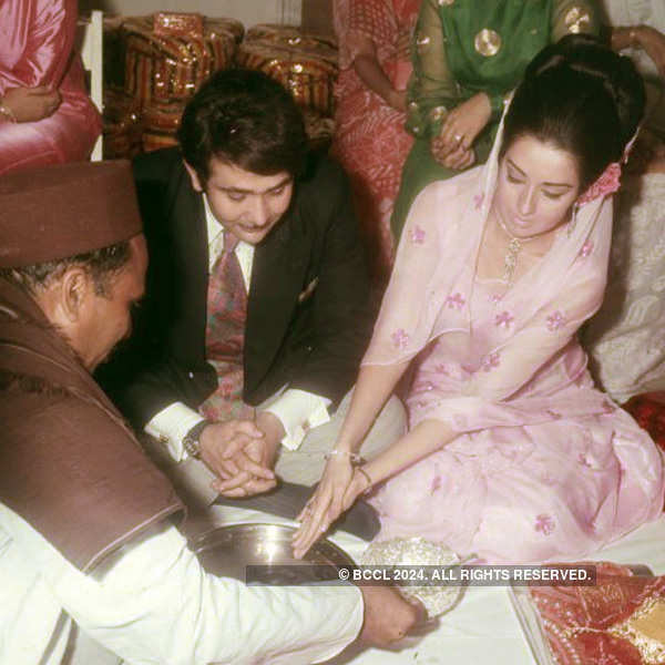 Karisma Kapoor's father Randhir married actress Babita on 6 November 1971
