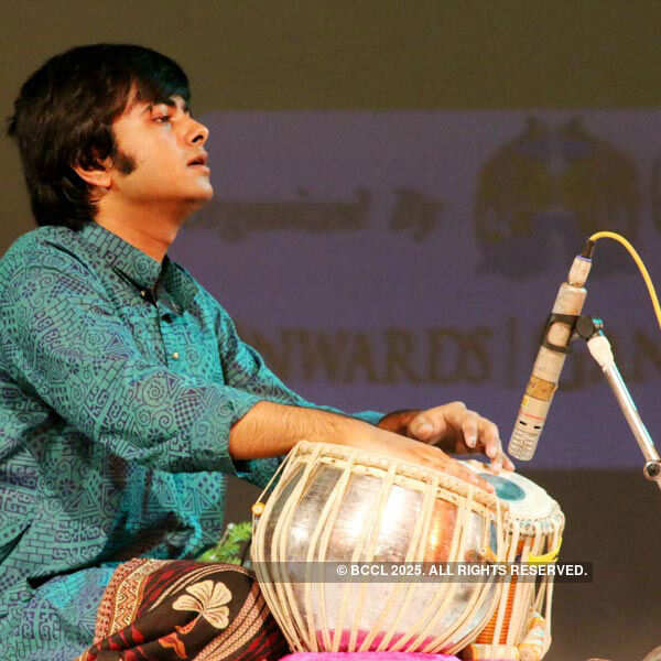 Sohon Ghosh performs during Baithak