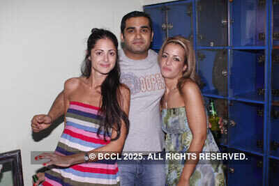 Tantra Saturday party