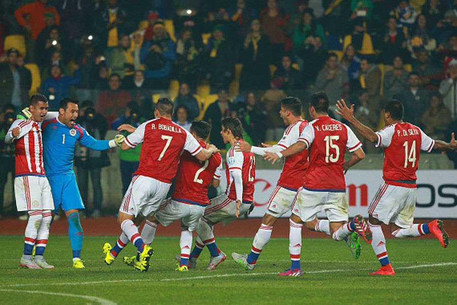 Paraguay stun Brazil to reach Copa semis