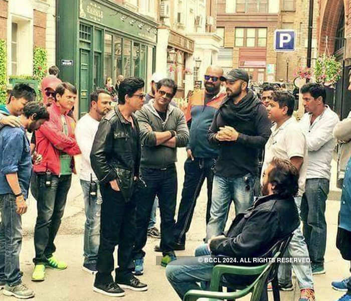 Dilwale: On the sets
