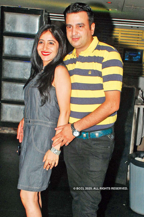 Ekta and Jeetu during a party