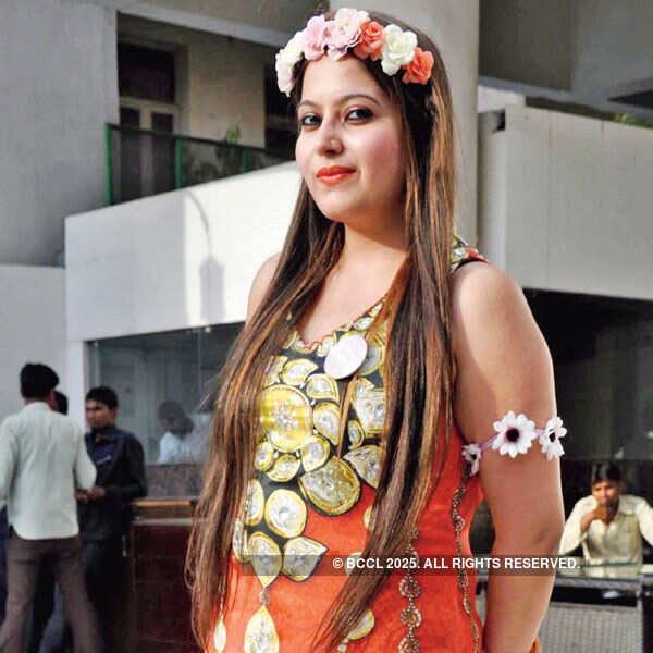 Teena gets clicked during a pool-side party