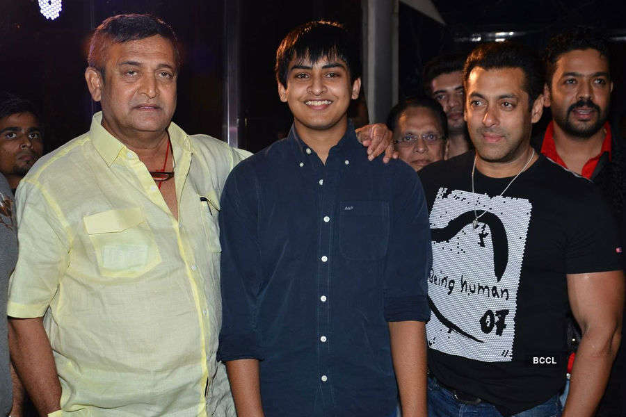 Salman Khan promotes Janiva