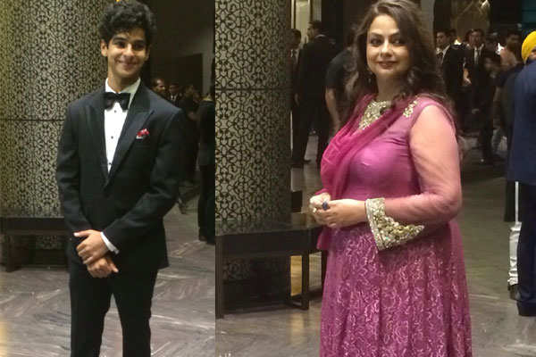 #ShahidMiraReception: Celebrities bless the couple