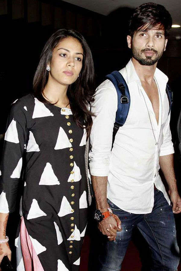 These PDA pictures of Mira Rajput and hubby Shahid Kapoor are simply unmissable