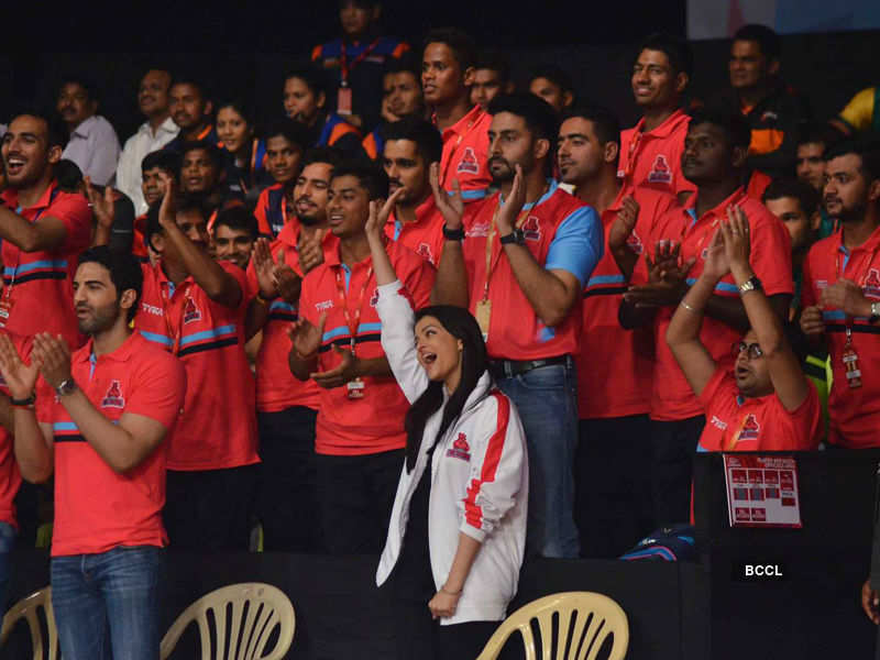 Celebs @ Pro Kabaddi League 2015