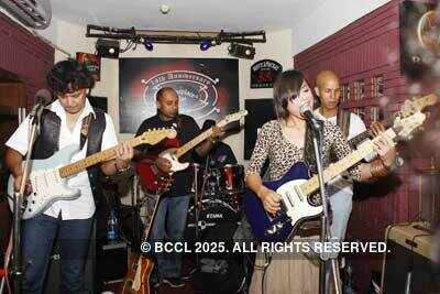 Someplace Else Dance bash