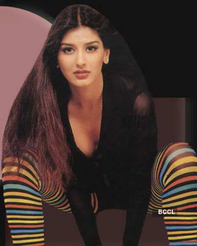 Sonali Bendre's Portfolio Pics