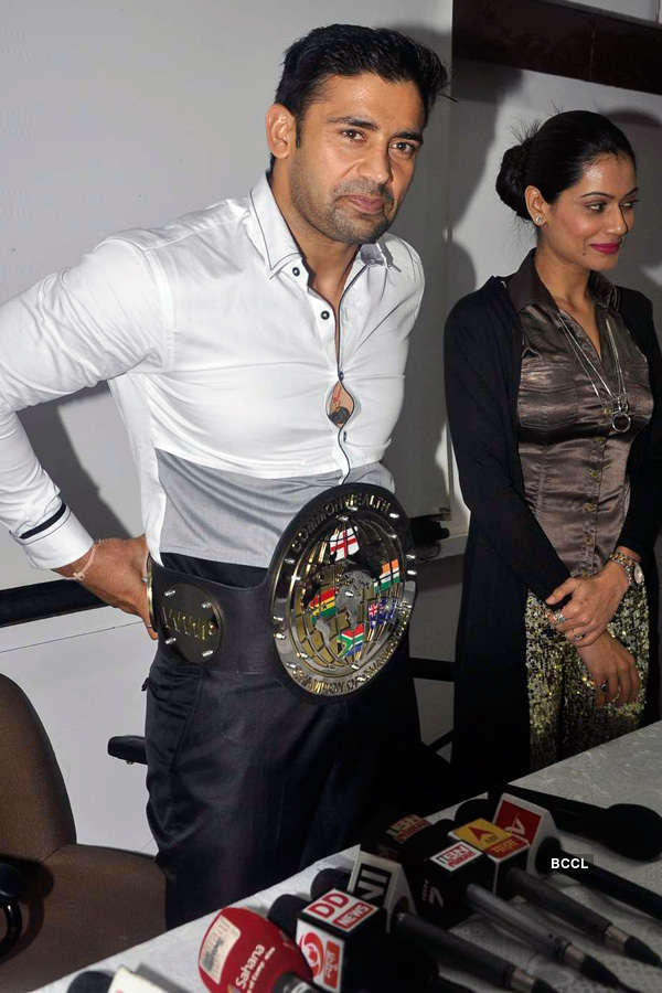 Sangram Singh unveils WWP Championship belt
