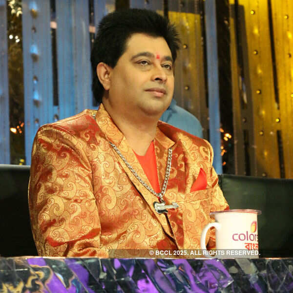 Jeet Ganguly on the sets of TV reality show Great Music Gurukul